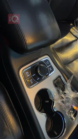 جیپ گراند شیرۆکی